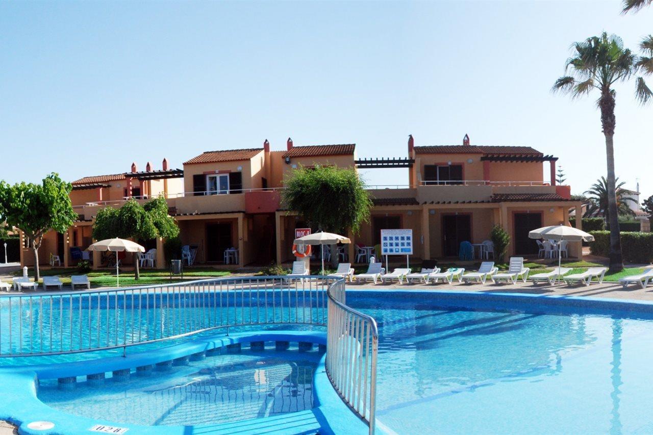 Apartamentos Ses Anneres Cala'N Blanes  Exterior photo